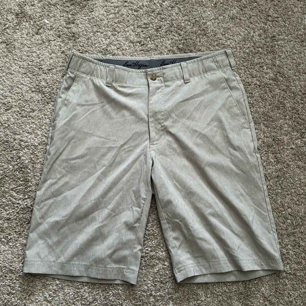 Men’s Khaki Shorts